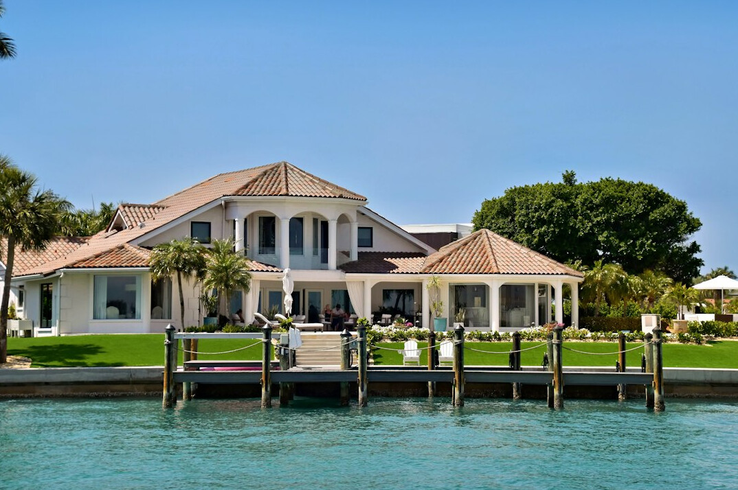 luxury celebrity villa exterior