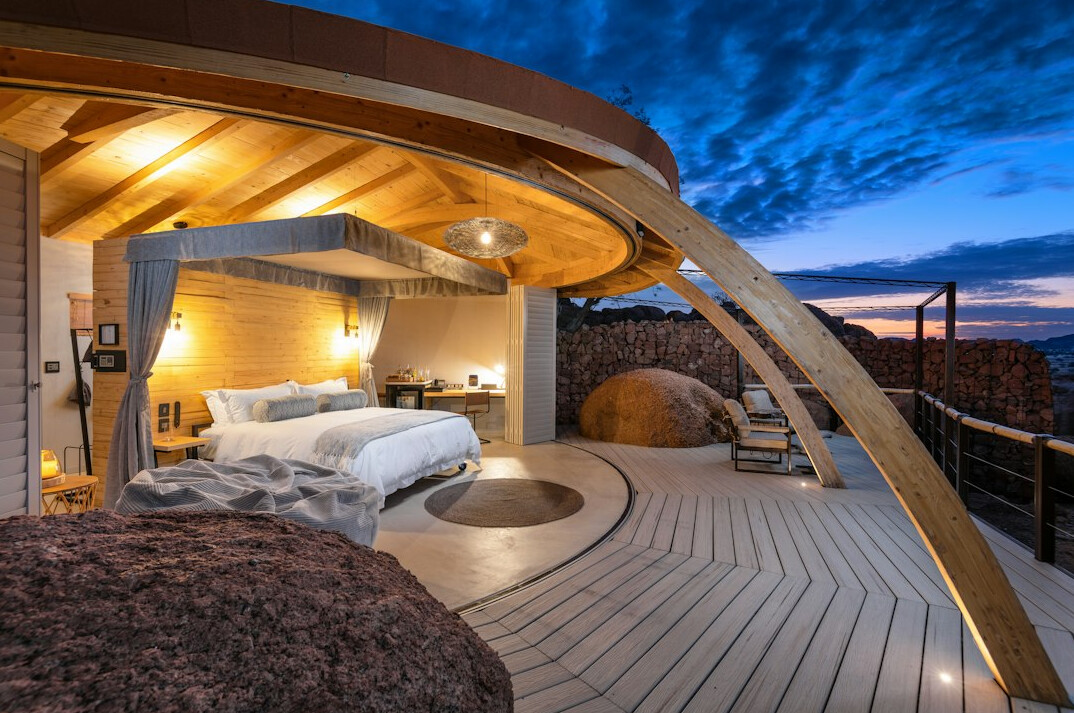 celebrity bedroom suite
