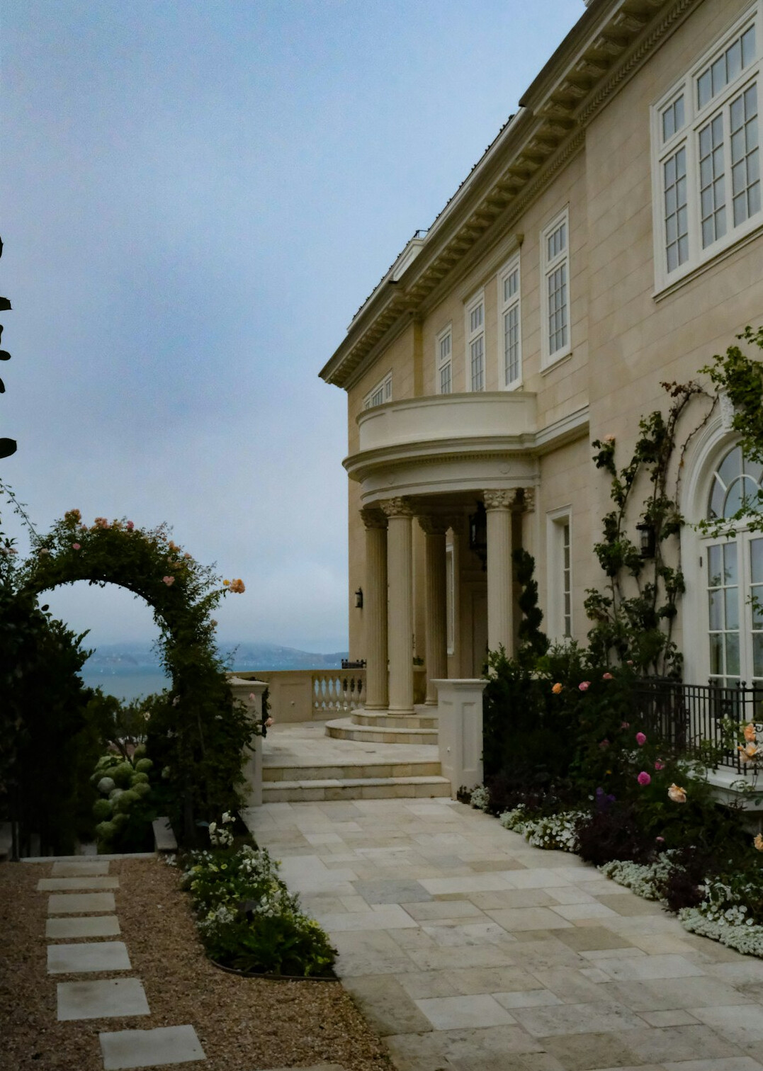 luxury celebrity home entrance